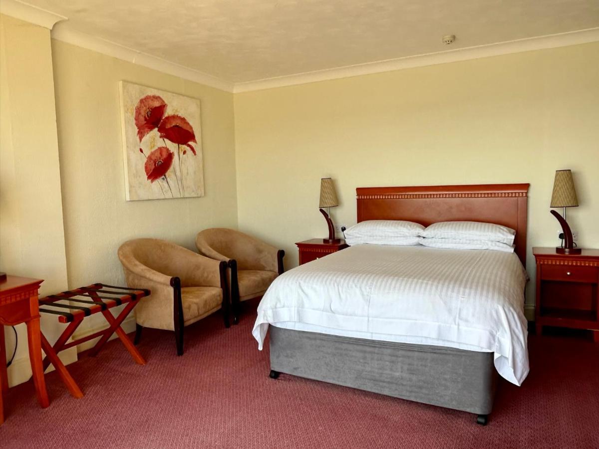 Regent Court - Seafront, Sandown - Free Car Ferry For Bookings Of 3 Or More Nights, Subject To Availability Eksteriør billede