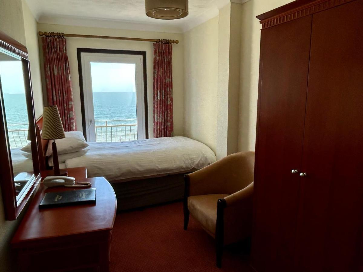 Regent Court - Seafront, Sandown - Free Car Ferry For Bookings Of 3 Or More Nights, Subject To Availability Eksteriør billede