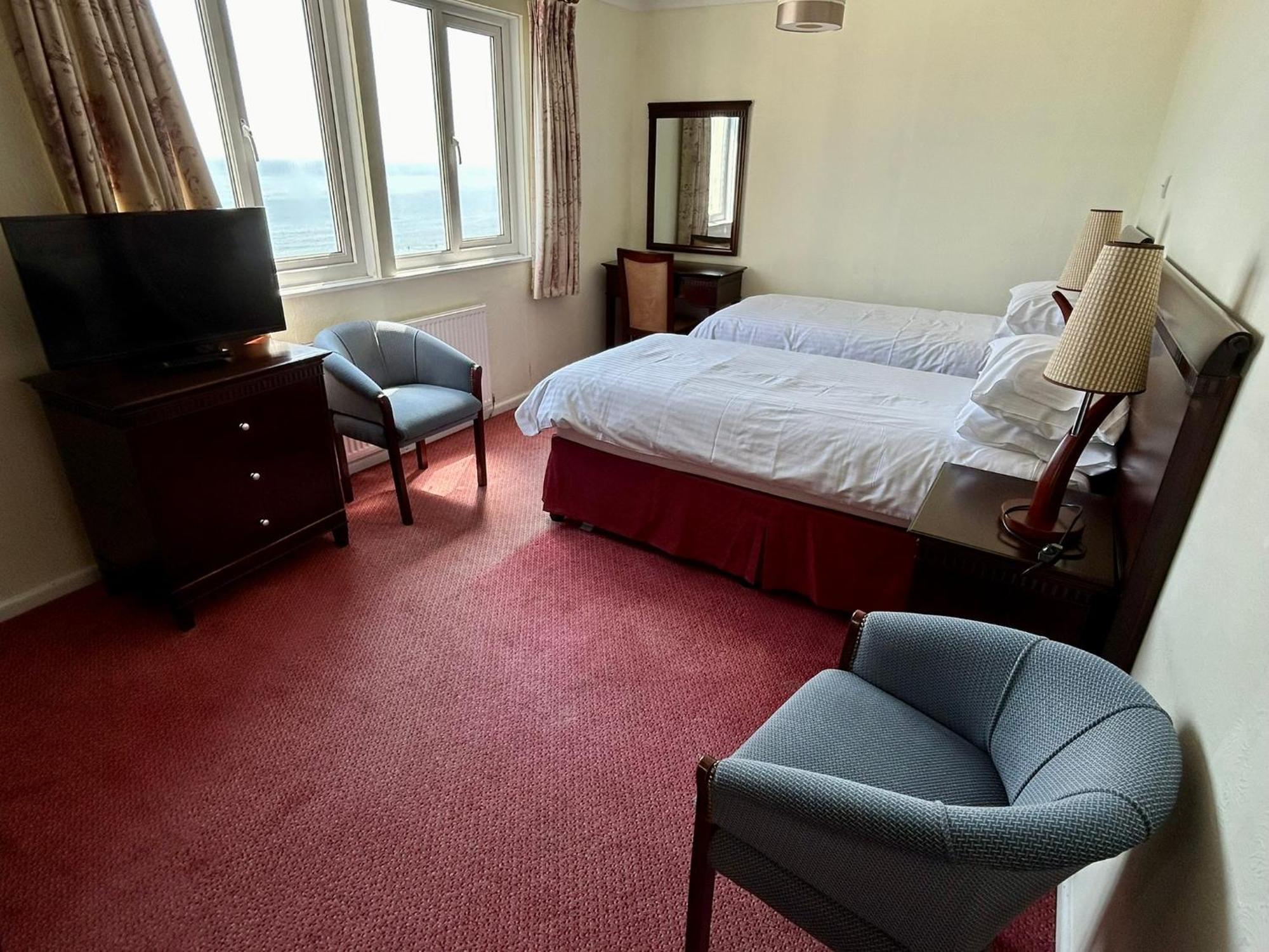 Regent Court - Seafront, Sandown - Free Car Ferry For Bookings Of 3 Or More Nights, Subject To Availability Eksteriør billede